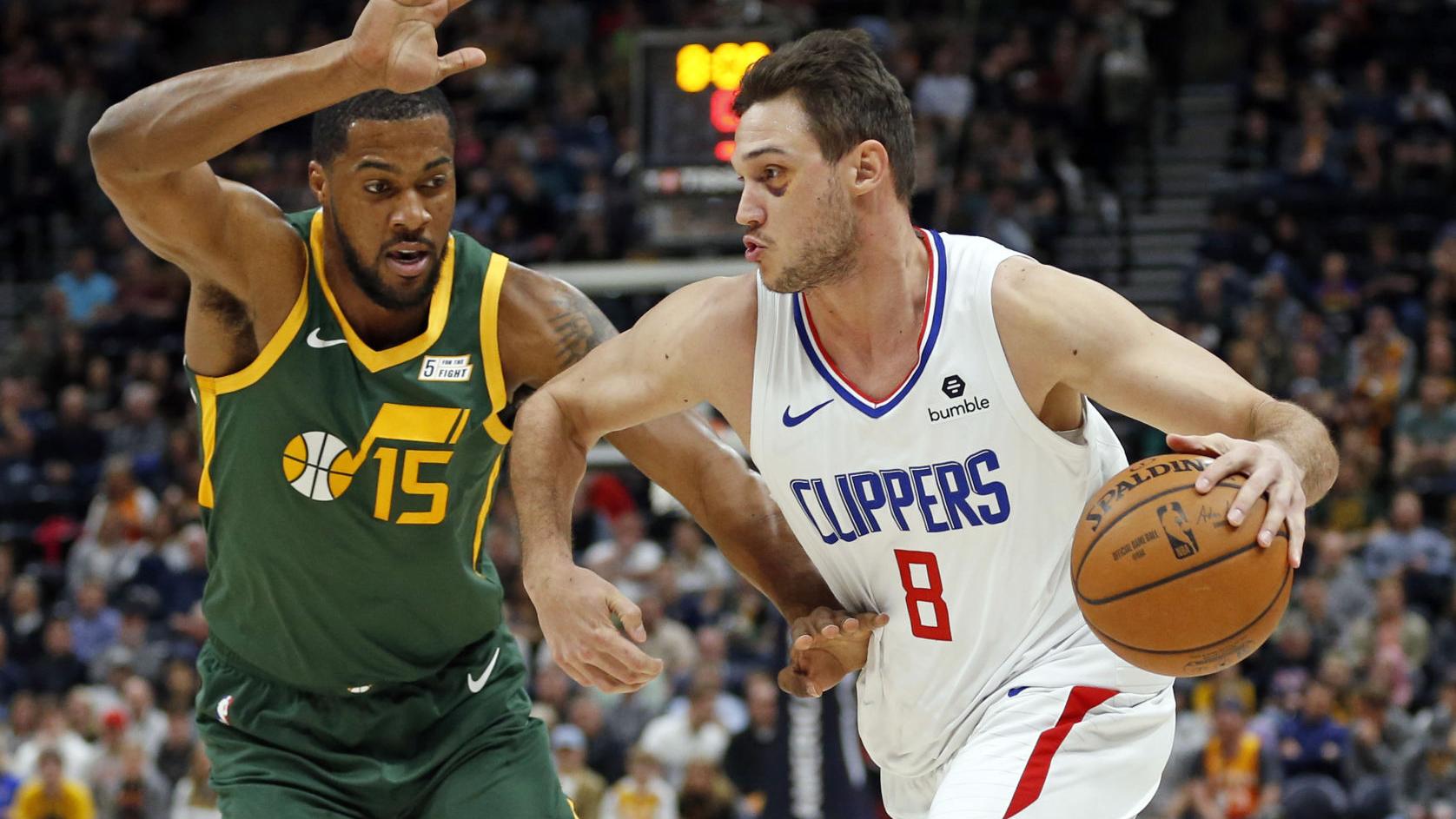 Jazz rally past Clippers
